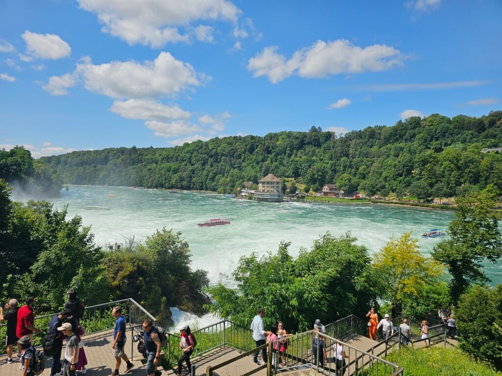 萊茵瀑布(Rheinfall)
